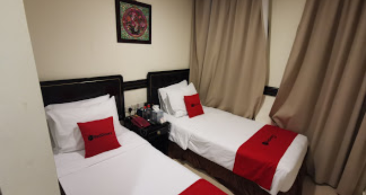 Reddoorz Hotel- best hotel in Singapore